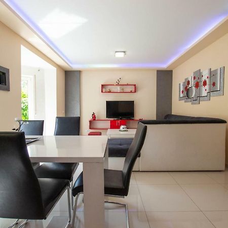Jela Apartment 7 Pula Exteriér fotografie